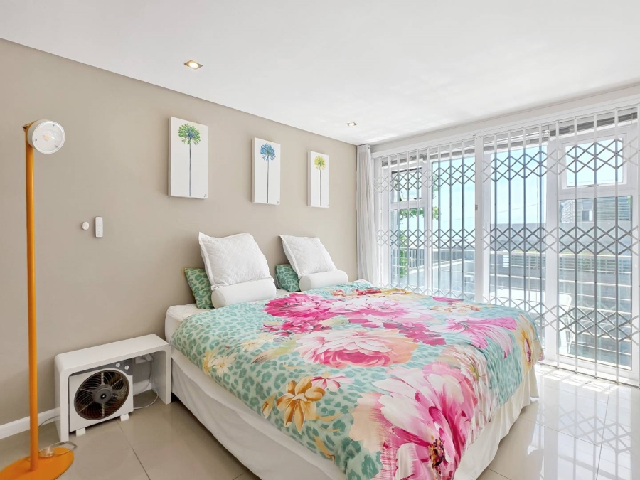 To Let 1 Bedroom Property for Rent in Camps Bay Western Cape